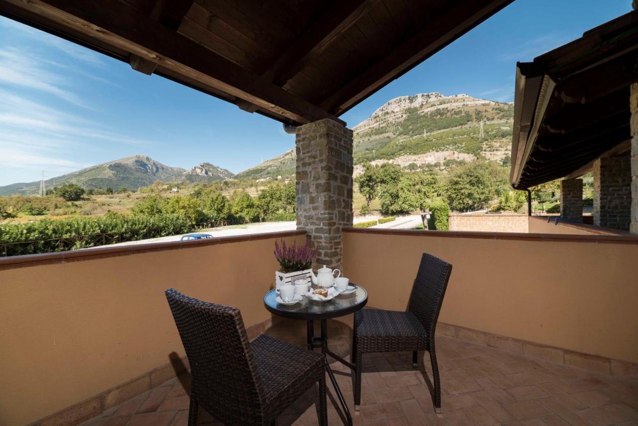Tenuta D'Amore San Mango Piemonte Buitenkant foto