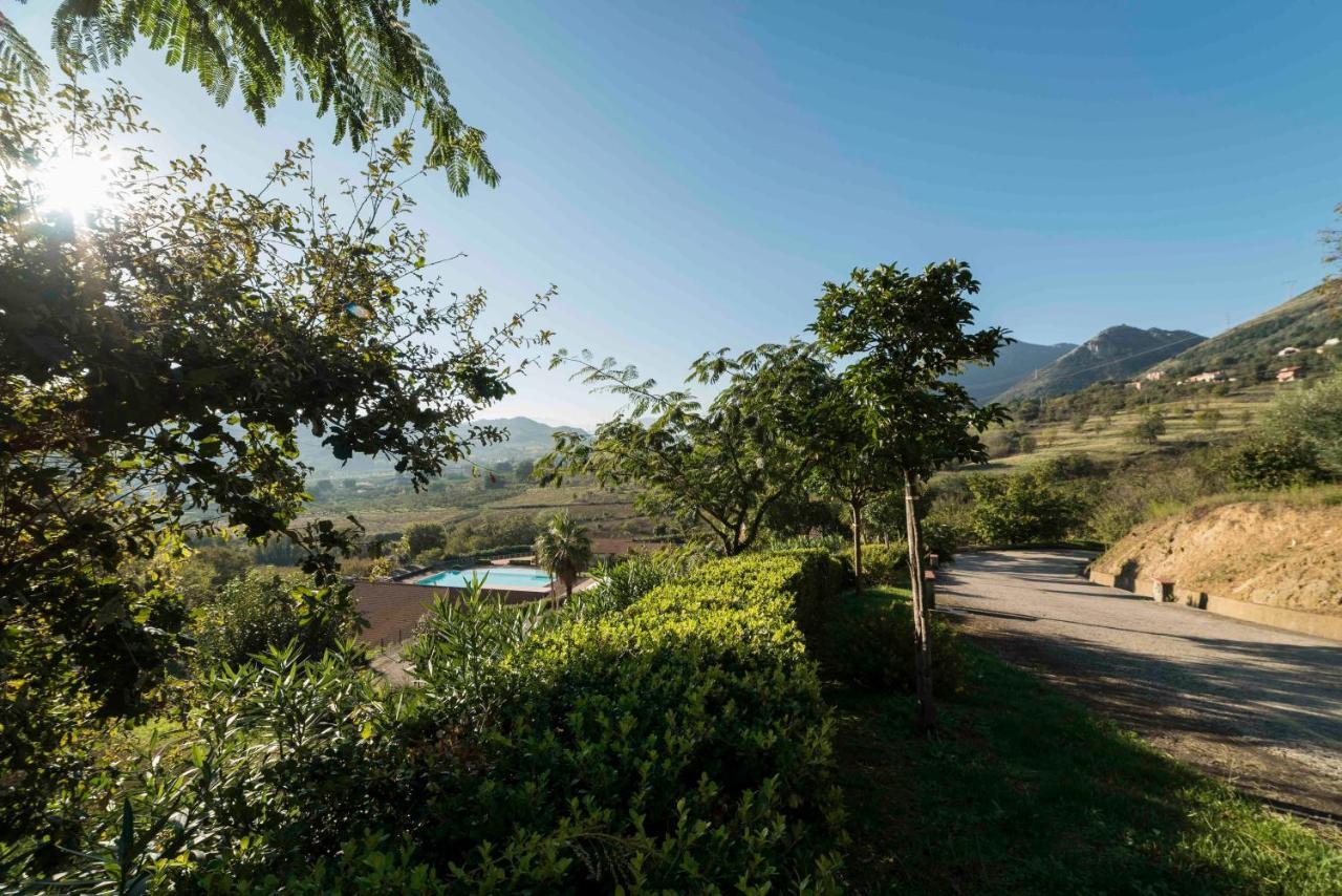 Tenuta D'Amore San Mango Piemonte Buitenkant foto