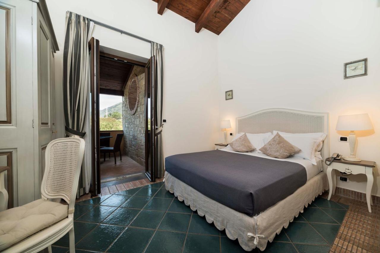 Tenuta D'Amore San Mango Piemonte Buitenkant foto